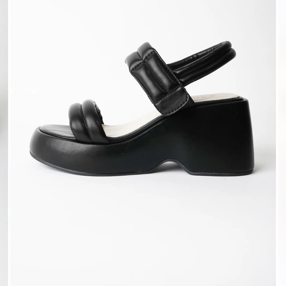 J.Adams black NWT RAYANNE PLATFORM WEDGE SANDALS 6.5 - Picture 2 of 10